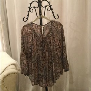 Bellatrix sheer blouse size Large